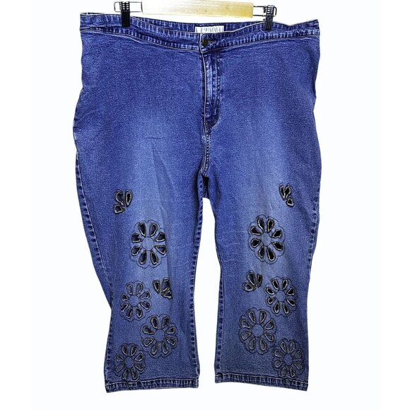 Denim 24/7 Cropped Flower Cutout Stretch Jeans Size 22W Faded Blue Casual Summer - Picture 1 of 11